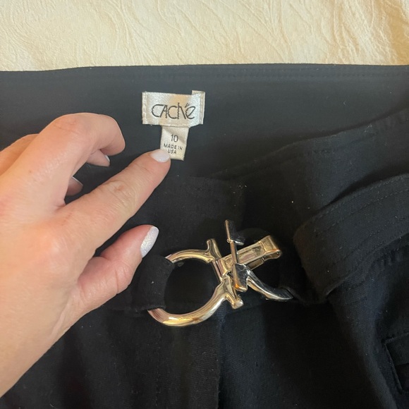 3 pairs of Cache pants size 10 - Picture 4 of 7